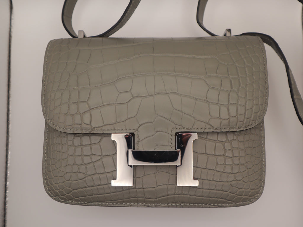 Hermès Mini Constance 18 Gris Pearl Alligator Palladium Hardware